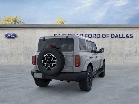 New 2026 Ford Bronco Outer Banks image 8