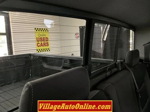 Used 2017 Chevrolet Silverado 1500 LT w/ Midnight Edition AWD/4WD image 33