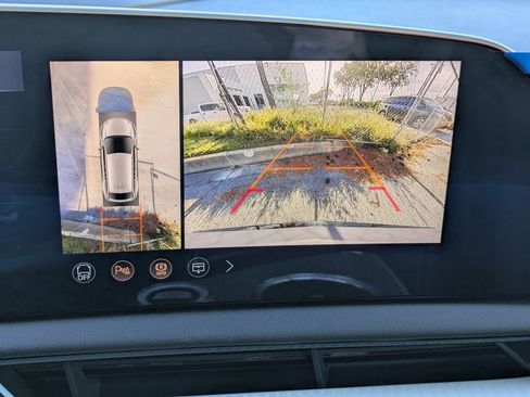 New 2026 Cadillac Optiq Luxury 1 image 24