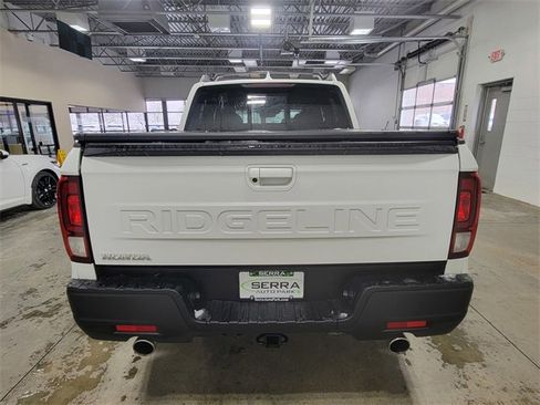 Certified 2025 Honda Ridgeline RTL image 7