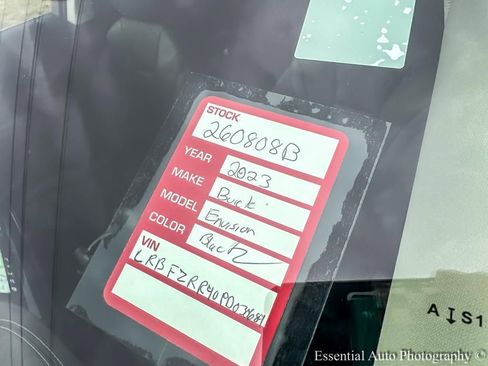 Used 2023 Buick Envision Avenir image 33