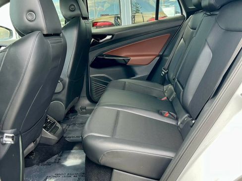 Used 2022 Volkswagen ID.4 Pro S RWD image 15