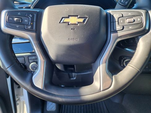 Used 2025 Chevrolet Silverado 1500 LT image 26