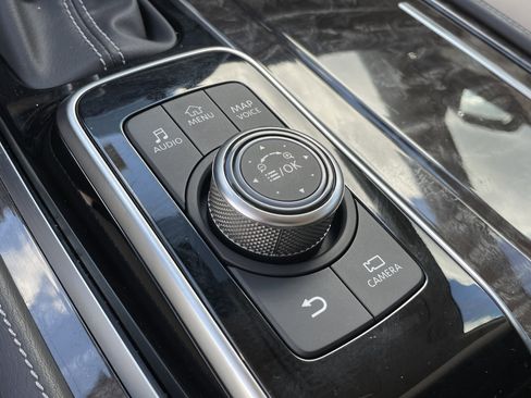 Used 2023 Nissan Armada Platinum w/ Captain's Chairs Package image 28