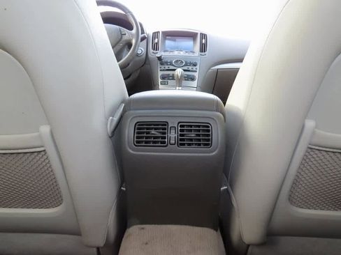 Used 2013 INFINITI G37 x w/ Premium Pkg image 23