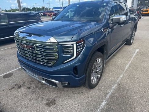 Used 2024 GMC Sierra 1500 Denali w/ Denali Reserve Package image 3