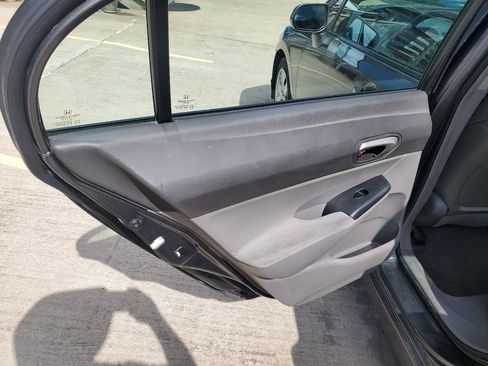 Used 2010 Honda Civic LX image 13