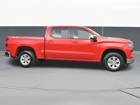Used 2025 Chevrolet Silverado 1500 LT AWD/4WD image 19
