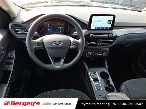 Used 2025 Ford Escape Active AWD/4WD image 14