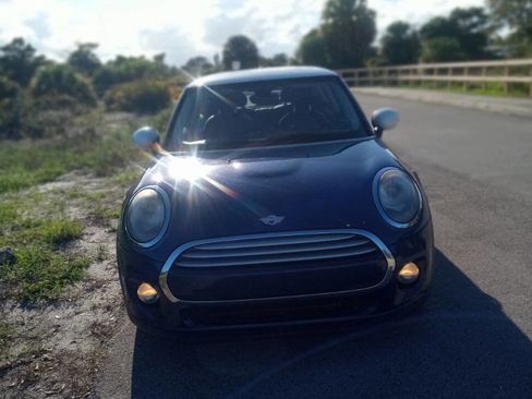 Used 2015 MINI Cooper 2-Door Hardtop image 3