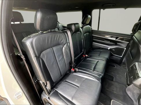 Used 2022 Jeep Wagoneer Series III w/ Convenience Group I AWD/4WD image 27
