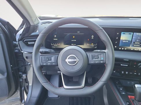 New 2026 Nissan Kicks SR w/ SR Premium Package AWD/4WD image 14