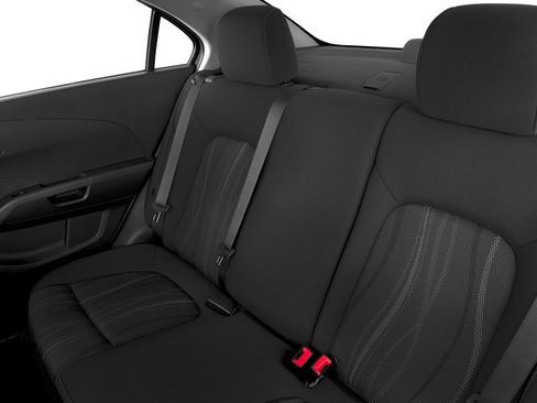 Used 2017 Chevrolet Sonic LT FWD image 18