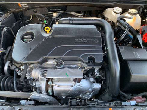 Used 2024 Chevrolet Malibu LT image 32