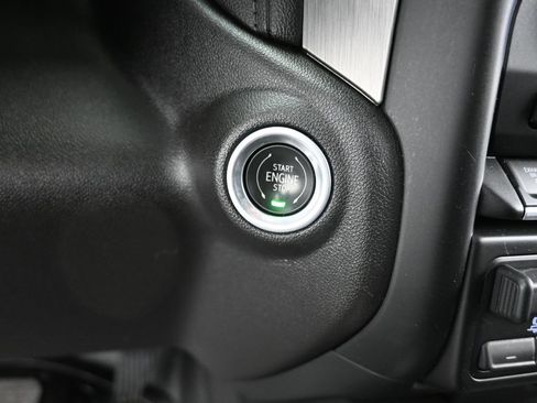 Used 2022 GMC Sierra 3500 Denali w/ Denali Ultimate Package image 21