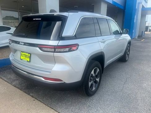 Used 2024 Jeep Grand Cherokee Limited 4xe AWD/4WD image 10