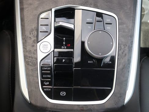 Used 2025 BMW X5 xDrive40i image 19