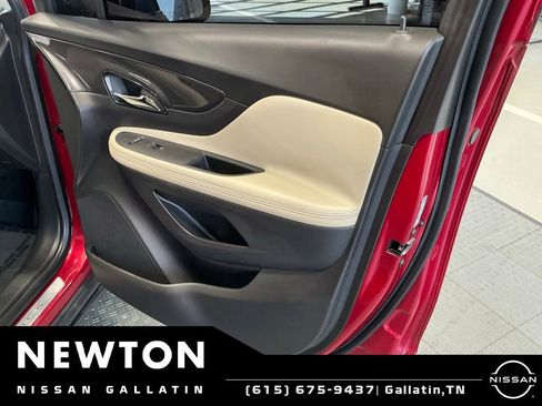 Used 2018 Buick Encore Sport Touring FWD image 41