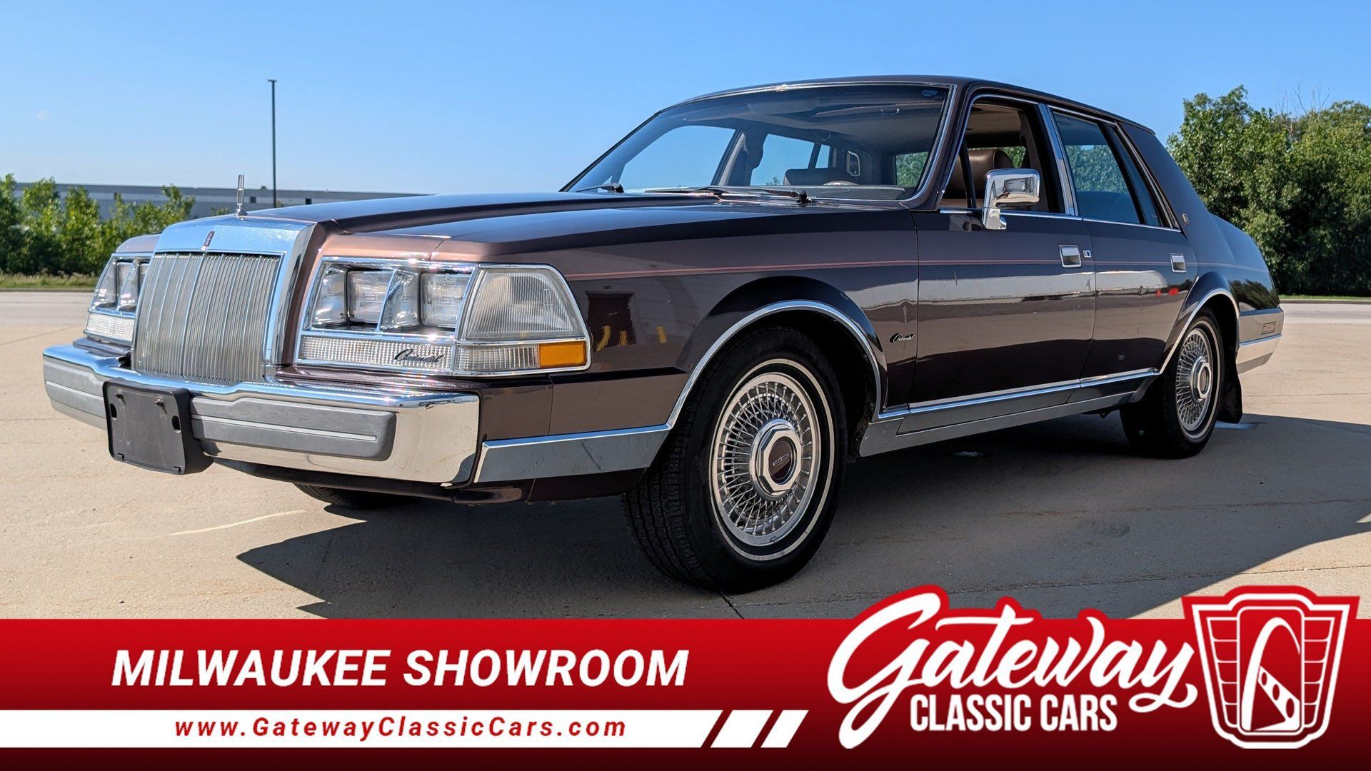 Used 1987 Lincoln Continental Signature RWD image 1