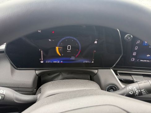 Used 2025 Chevrolet TrailBlazer LT w/ Driver Confidence Package image 41