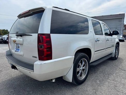 Used 2012 Chevrolet Suburban LTZ AWD/4WD image 6
