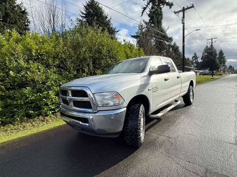 Used 2015 RAM 2500 Tradesman w/ Chrome Appearance Group AWD/4WD image 6