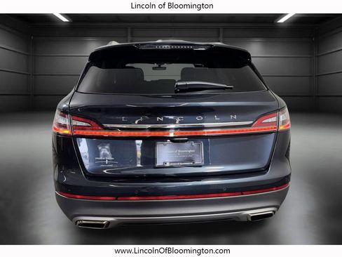 Used 2022 Lincoln Nautilus Reserve AWD/4WD image 7