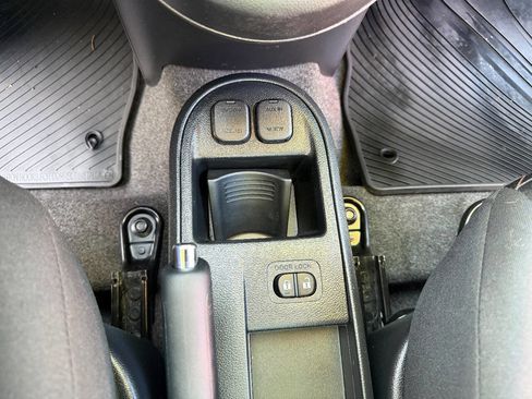 Used 2012 MAZDA MAZDA2 Sport image 21