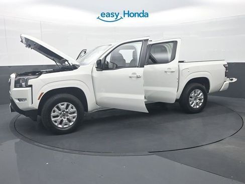 Used 2024 Nissan Frontier SV w/ SV Convenience Package image 38