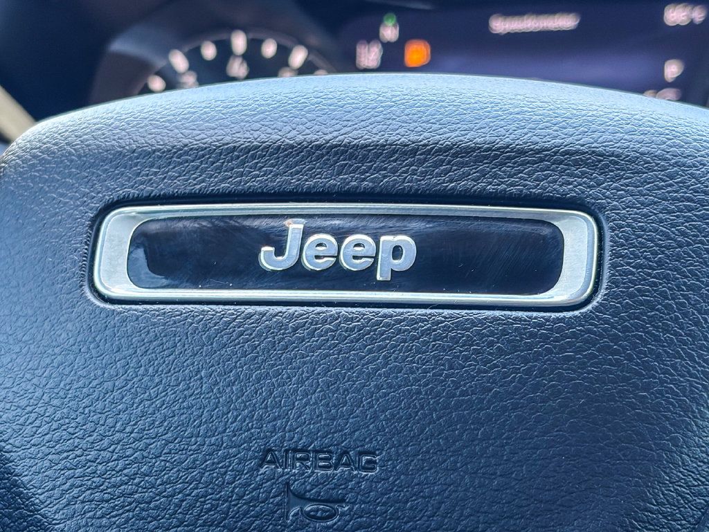 Used 2022 Jeep Compass Latitude AWD/4WD image 22