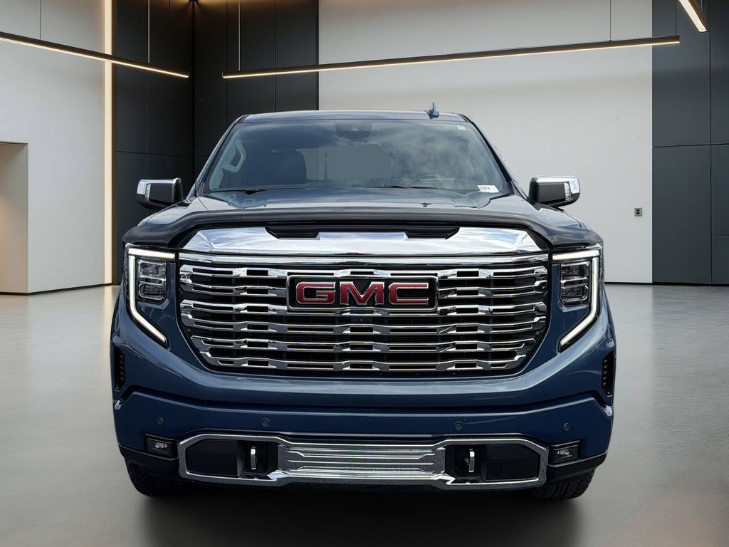 Certified 2024 GMC Sierra 1500 Denali w/ Technology Package AWD/4WD image 9