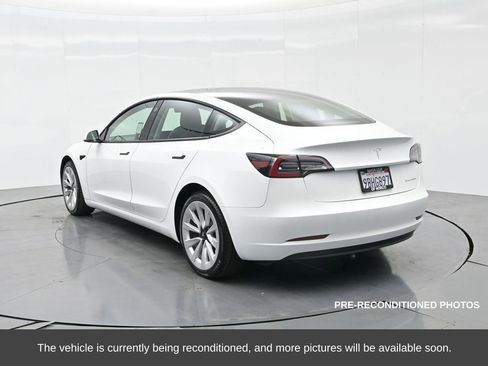 Used 2022 Tesla Model 3 Long Range image 8
