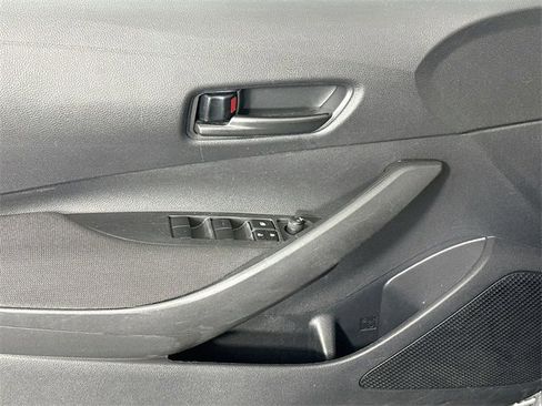 Used 2023 Toyota Corolla LE image 18