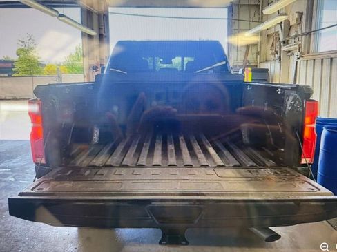 Used 2025 Chevrolet Silverado 2500 LT w/ Trail Boss Package AWD/4WD image 13