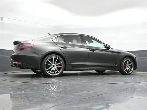 Used 2025 Genesis G70 2.5T AWD/4WD image 43