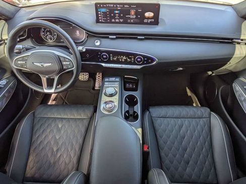 Used 2025 Genesis GV70 3.5T Sport w/ Sport Advanced Package AWD/4WD image 17