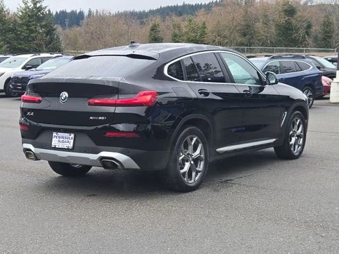 Used 2024 BMW X4 xDrive30i w/ Premium Package image 8