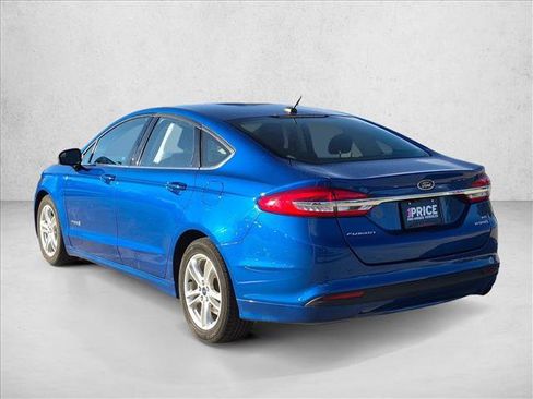 Used 2018 Ford Fusion SE FWD image 8