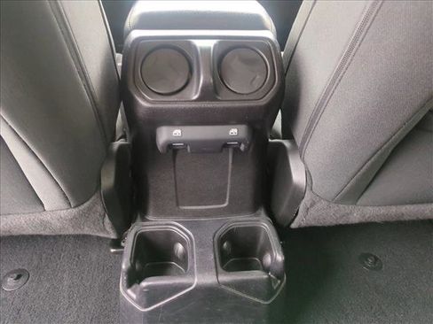 Used 2020 Jeep Wrangler Unlimited Sport S image 16