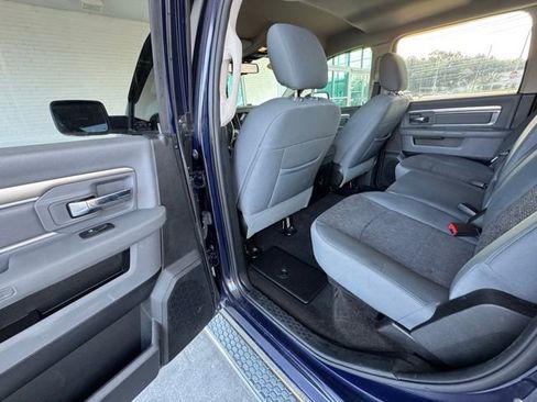 Used 2017 RAM 1500 Classic SLT w/ Luxury Group image 18