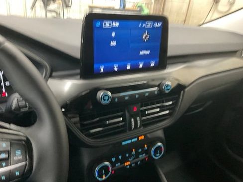 Used 2023 Ford Escape Active AWD/4WD image 12