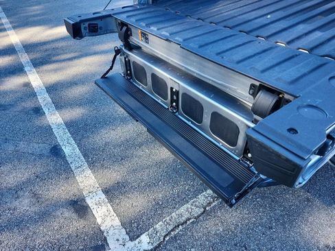 Certified 2025 GMC Sierra 1500 SLT w/ SLT Premium Plus Package image 14