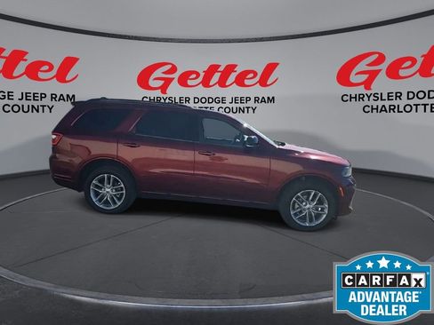 Used 2023 Dodge Durango GT image 11