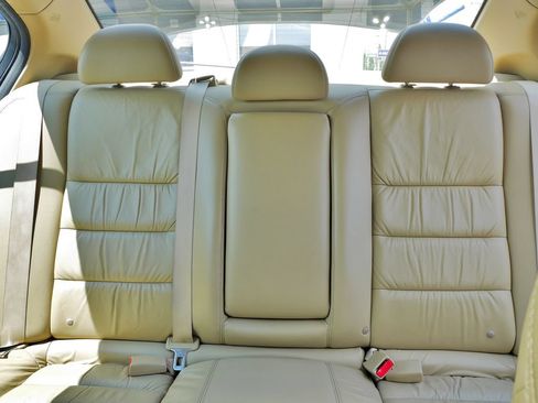 Used 2010 Honda Accord EX-L image 31