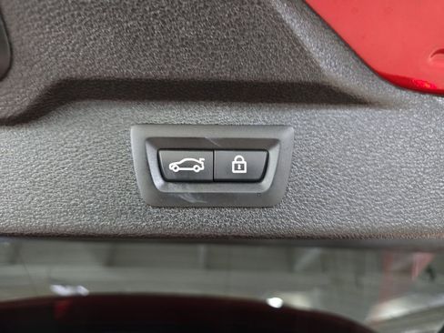 Used 2018 BMW X5 M image 31