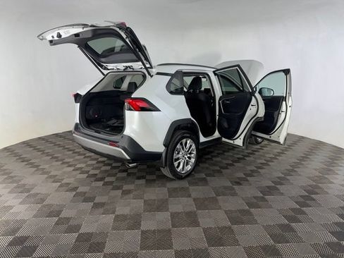 Used 2024 Toyota RAV4 Limited w/ Weather Package AWD/4WD image 17