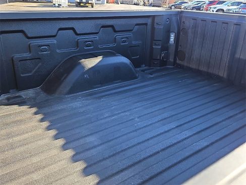 Used 2024 Chevrolet Silverado 1500 LTZ image 15