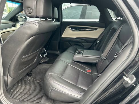 Used 2013 Cadillac XTS Platinum AWD/4WD image 17