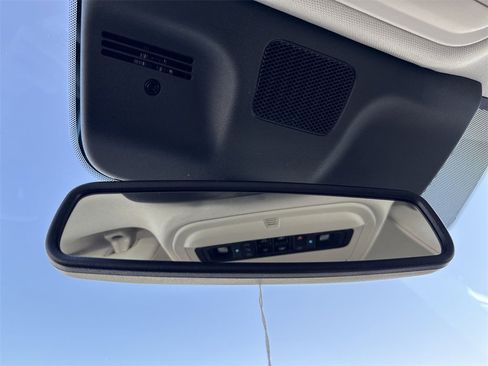 New 2025 Ford Expedition Active image 39