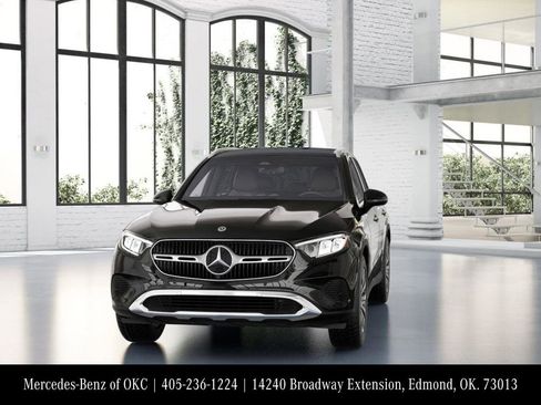 Used 2026 Mercedes-Benz GLC 300 image 42